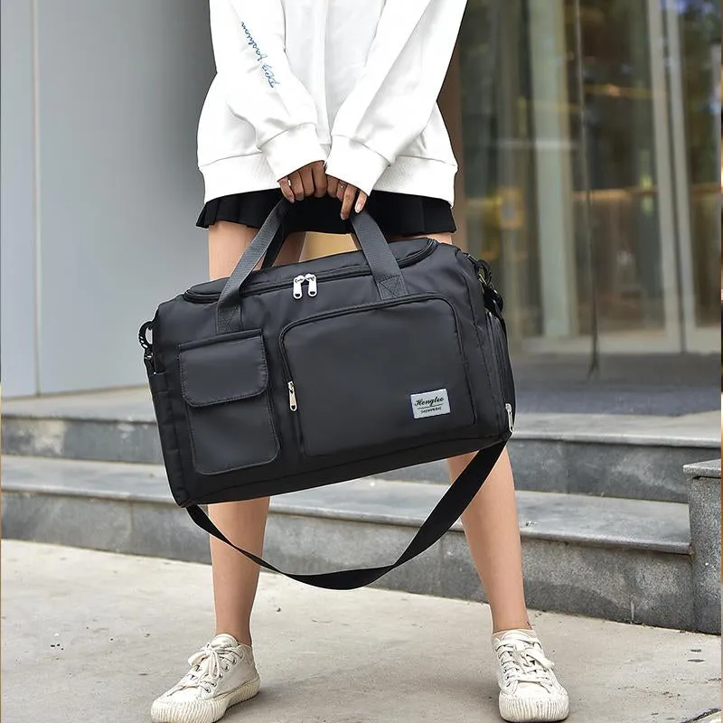 (45x20cm) Water-repellent sports bag Travel bag with shoe / wet compartment - Black